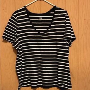 Old Navy Striped V-Neck Tee - Black and White